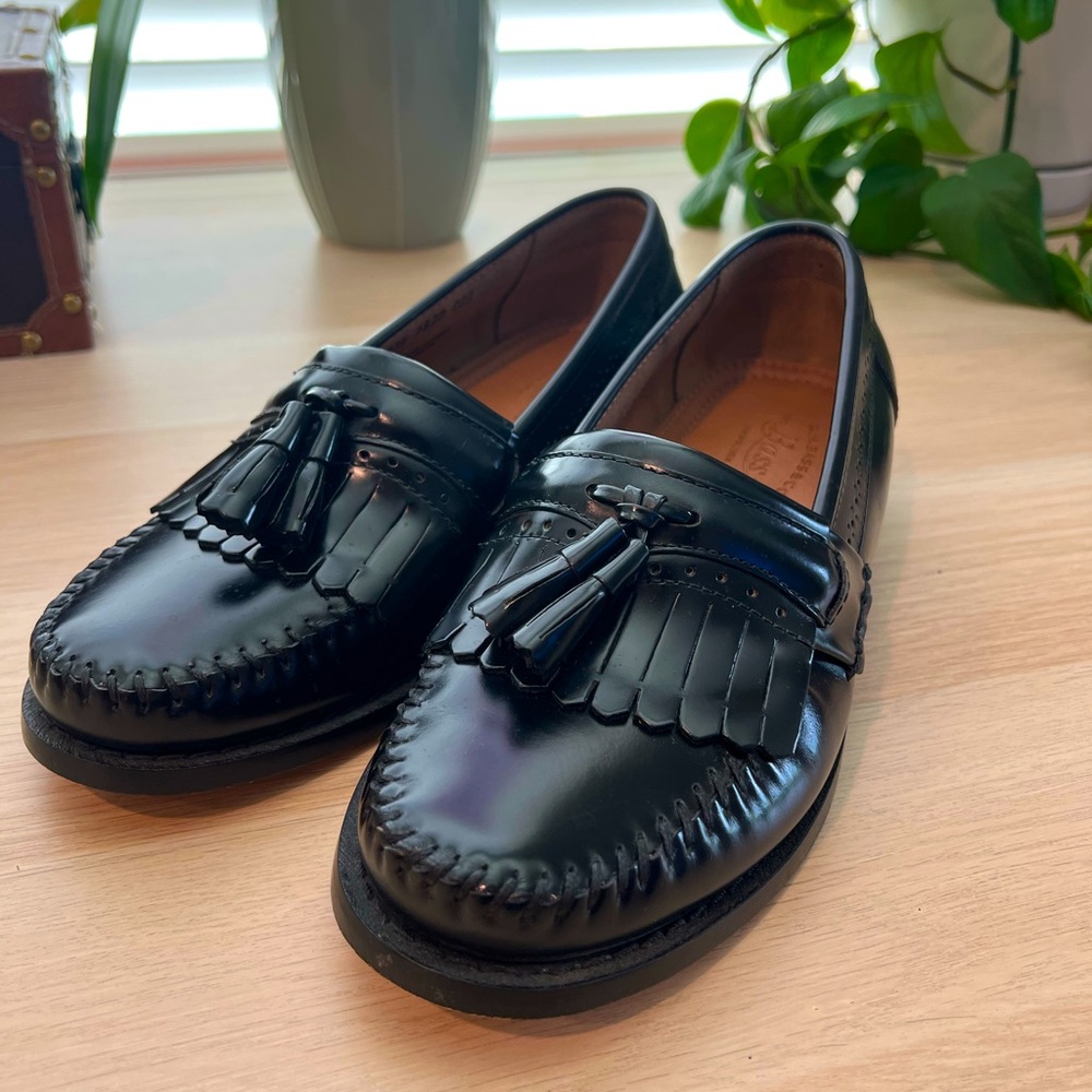 Bass Weejuns Men's Slip-On Black Leather Kiltie Tassel Moc Toe Loafers.Size 8